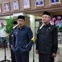 Gubernur Ridwan Kamil Akui Gini Ratio Belum Capai Target RPJMD Gubernur Jabar Ridwan Kamil (kiri) selepas rapat paripurna di DPRD Jawa Barat yang di antaranya membahas gini ratio, Senin (27/3). (HENDRIK MUCHLISON/JABAR EKSPRES)
