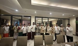 KOMPAK: Ketua DPD PDI Perjuangan Jabar, Ono Surono mengajak para pimpinan Pondok Pesantren untuk bersinergi menggemakan bulan suci Ramadan dengan berbagai amal baik.