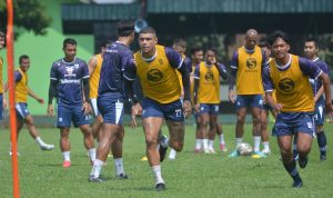 Link Live Streaming Persebaya vs Persib Bandung, BRI Liga 1
