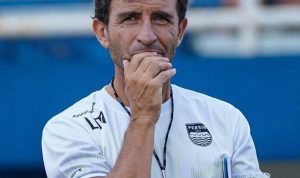 Luis Milla di Kabarkan Hengkang dari Persib? Begini kata Direktur PBB