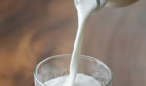 Konsumsi Susu Saat Puasa? Ada Manfaatnya Loh!