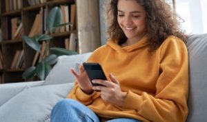 10 Kerja Sampingan Online Bergaji Besar