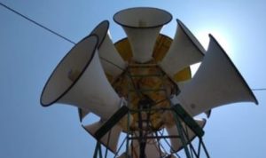 Dasar hukum suara murotal di Masjid.