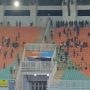 Laga Persib vs Persis Rusuh Diduga Akibat Oknum Suporter Solo Laga Persib vs Persis Rusuh Diduga Akibat Oknum Suporter Solo