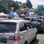 Ilustrasi : Sejumlah kendaraan terjebak macet di simpang Gadog, Kabupaten Bogor beberapa hari lalu. Foto : Sandika Fadilah/Jabarekspres.com