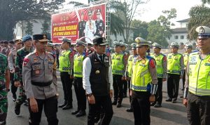 Dok. Fotokopimda Jabar saat melaksanakan Apel Gelar Pasukan Ops Ketupat Lodaya 2023. Senin (17/4). Foto. Sandi Nugraha.