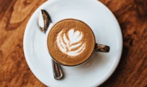 Bahaya Konsumsi Kopi Langsung Saat Berbuka Puasa