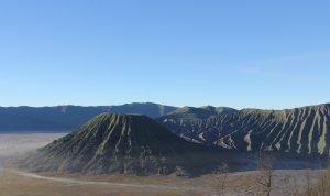 Ilustrasi. Balai Besar Taman Nasional Bromo Tengger Semeru atau BB TNBTS menetapkan kuota kunjungan wisatawan selama libur Lebaran 2023. Pixabay/Gustomak.
