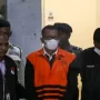 Bupati Kepulauan Meranti, Riau, Muhammad Adil minta maaf dan mengaku khilaf usai tertangap OTT oleh Komisi Pemberantasan Korupsi (KPK). ANTARA/Rivan Awal Lingga.