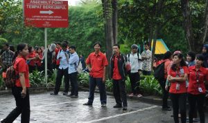 UU Cipta Kerja dinilai merugikan para pekerja dan terkesan memihak terhadap perusahaan.