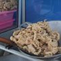 MANJAKAN SELERA: Chicken mini, menu murah dan kudapan alternatif untuk berbuka puasa selama Ramadan. (SADAM HUSEN SOLEH RAMDHANI/JABAR EKSPRES)