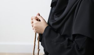 Ingin Meraih Malam Lailatul Qadar Tetapi sedang Haid? Bisa Banget!