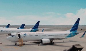 Garuda Indonesia berikan program diskon spesial Lebaran 2023 tiket pesawat untuk penerbangan ke Jakarta dari beberapa wilayah di Indonesia. instagram/@@soekarnohattaairport.