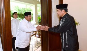 Silaturahmi dengan Jokowi di Momen Idul Fitri, Prabowo Didoakan Segera Dapat Cawapres Prabowo Silaturahmi dengan Jokowi di Momen Idul Fitri / Istimewa