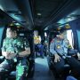 Kapolri, Panglima TNI, dan Menhub Budi Karya Sumadi pantau arus mudik Lebaran 2023 menggunakan helikopter. PMJ News.