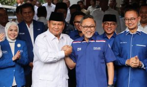 Ketua Umum Partai Gerindra Prabowo Subianto bertemu dengan pimpinan Partai Bulan Bintang (PBB) dan Partai Perindo,