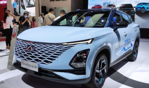 Chery Omoda 5 EV Mobil Listrik Inovatif dengan Desain Futuristik