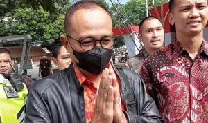 Rafael Alun Trisambodo mantan pejabat DJP Kemenkeu memenuhi panggilan pemeriksaan KPK pada hari ini Senin, 3 April 2023. ANTARA/Fianda Sjofjan Rassat.