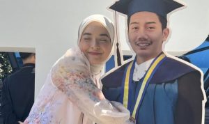 Keeping the Promise to be a Graduation Companion, Nabila Ishma Brings a Big Photo of Eril