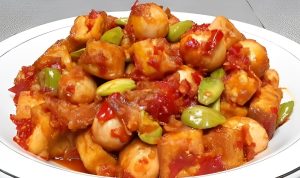 Bosen Daging Terus? Ini Resep Masakan Telur Puyuh Balado untuk Sajian Lebaran Resep Masakan Telur Puyuh Balado untuk Sajian Lebaran/Foto: YouTube (Dapur Bunda Fitria)