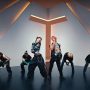 Download Lagu TAEYANG - Shoong! (Feat. LISA BLACKPINK)/Foto: Tangkapan Layar YouTube (THEBLACKLABEL)