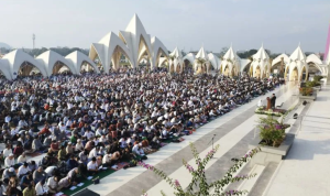 Pelaksanaan shalat ied di Masjid Raya Al Jabbar (22/4/2023)