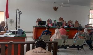 Selain Minta Uang Promosi Jabatan, Mantan Kadisnakertrans Kabupaten Cirebon Ungkap Sunjaya Minta Uang Setoran Bulanan Dok. Suasana Persidangan Mantan Bupati Cirebon, Periode 2014 - 2019, Sunjaya Purwadisastra. Senin (3/3). Foto. Sandi Nugraha.