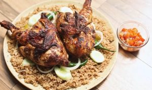Menu Lebaran Timur Tengah! Resep Ayam Mandhi Rice Cooker Menu Lebaran Timur Tengah! Resep Ayam Mandhi Rice Cooker