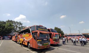 Antisipasi Lonjakan Pemudik, 10 Armada Tambahan Disiapkan Terminal Cicaheum Bandung.