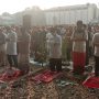 Dok. Ribuan Jemaah Muhammadiyah Langsungkan Salat Idul Fitri 1444 H di Lapangan Softball Lodaya Bandung. Jum'at (21/4). Foto. Sandi Nugraha.