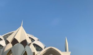 Suasana shalat ied di Masjid Raya Al Jabbar