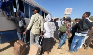 Konflik Sudan Masih Berlangsung, Warga Sipil Kekurangan Air dan Bahan Pokok Konflik Sudan Masih Berlangsung, Warga Sipil Kekurangan Air dan Bahan Pokok (El-Tayeb Siddig/Reuters)