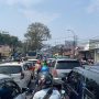 Polresta Bandung Terapkan Rekayasa Contra Flow di dua Jalur Arteri. Foto Agi Jabarekspres