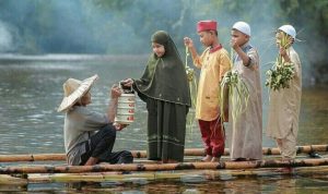 makna Minal Aidzin Walfaidzin