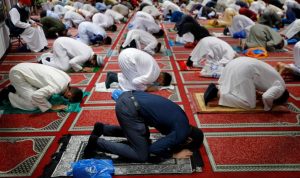 Shalat Berjamaah : Penjelasan Lengkap Serta Tata Caranya