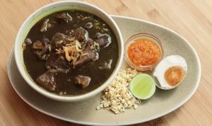 Makanan Khas Jawa Timur! Resep Rawon Untuk Menu Lebaran