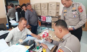 Cerita Suratno Rindu Kampung Halaman, Segera Terbayar Lewat Mudik Gratis Bareng Polres Cimahi Cerita Suratno Rindu Kampung Halaman, Segera Terbayar Lewat Mudik Gratis Bareng Polres Cimahi / Jabar Ekspres