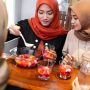Ilustrasi momen berbuka puasa