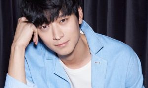 Mengenal Kang Dong Won, Aktor yang Digosipkan dengan Rose BLACKPINK