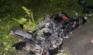 Crash Between a Box Car and a Motorcycle Caused in Two Deaths