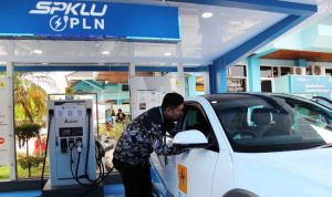 The Government Provides Tax Incentives for Purchasing Electric Cars and Buses