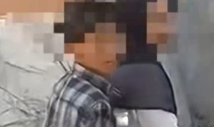 Viral! Sepasang Muda-Mudi Terekam Kamera Sedang Indehoi di Siang Bolong