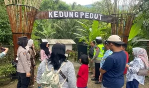 Eid Al-Fitr 2023: Kulon Progo Police Strengthens Tourist Attraction Security