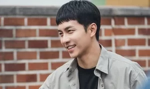 Lee Seung-gi Kembali Jadi Pembawa Acara Strong Heart League Lee Seung-gi Kembali Jadi Pembawa Acara Strong Heart League