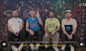 Chris Martin vokalis sekaligus pianis Coldplay sempat menyapa penggemar Indonesia, melalui video yang diunggah promotor. Tangkap layar Instagram/@temgmt.