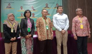 Dampak dari perubahan iklim akanb berpengaruh pada tatanan kehidupan manusia. Termasuk Popuulasi Lebah yang semakin bekurang.