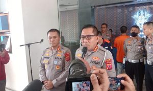 Pelaku Tabrak Lari Gunakan Moge di Ciamis Dibekuk Polisi, Menyerahkan Diri Usai Viral Dok. Dirlantas Polda Jabar (Kanan), Kombes Pol Wibowo. Senin, 29 Mei 2023. Sandi Nugraha /Jabar Ekspres.