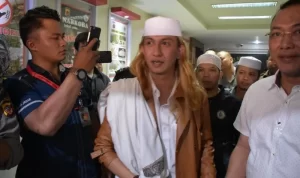 Gus Fuad Plered menyoroti kasus dugaan penembakan terhadap Habib Bahar bin Smith yang dinilai rekayasa karena pengalihan isu. Puspenkum Kejagung.