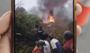 Inalillahi! Helikopter Milik TNI AD Terjatuh di Ciwidey, Netizen Tulis Ucapan Doa: Semoga Tidak Ada Korban Jiwa Helikopter milik TNI AD terjatuh di Ciwidey, Kabupaten Bandung, Jawa Barat pada Minggu tgl 28 Mei 2023 sekira pukul 13.30 WIB. ANTARA.