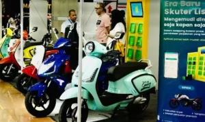 Motor Listrik GoEasy, Ganti Baterai Cukup 7 Detik!